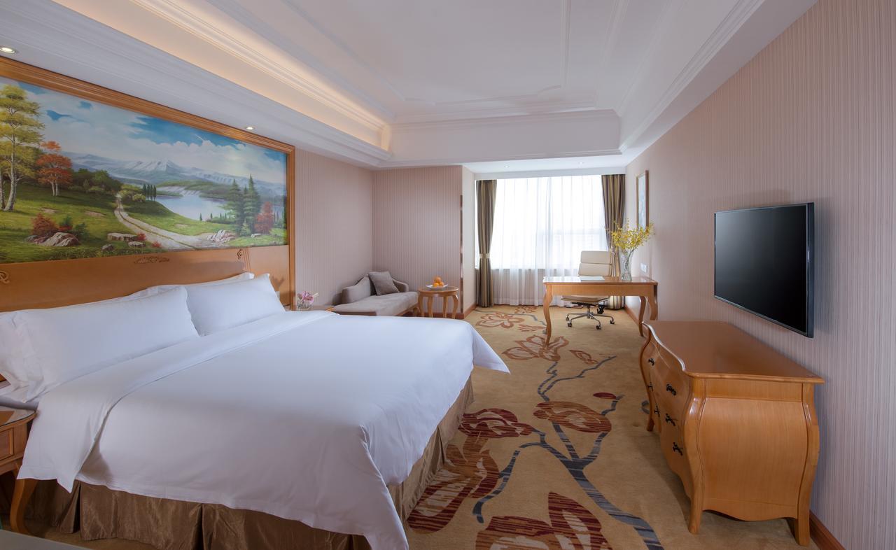Vienna Hotel Shanghai Fengxian South Bridge Jinhai Road Bagian luar foto